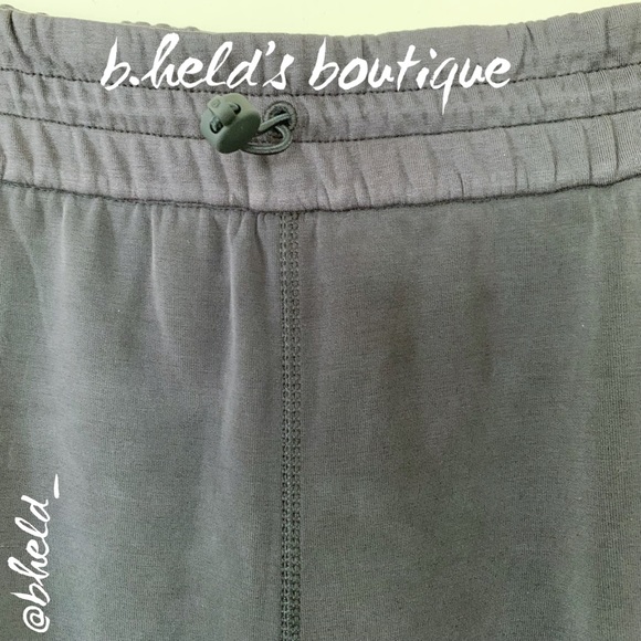 lululemon Softstreme High-Rise Pant in Black Size 4 Brand New NWT - Picture 5 of 16